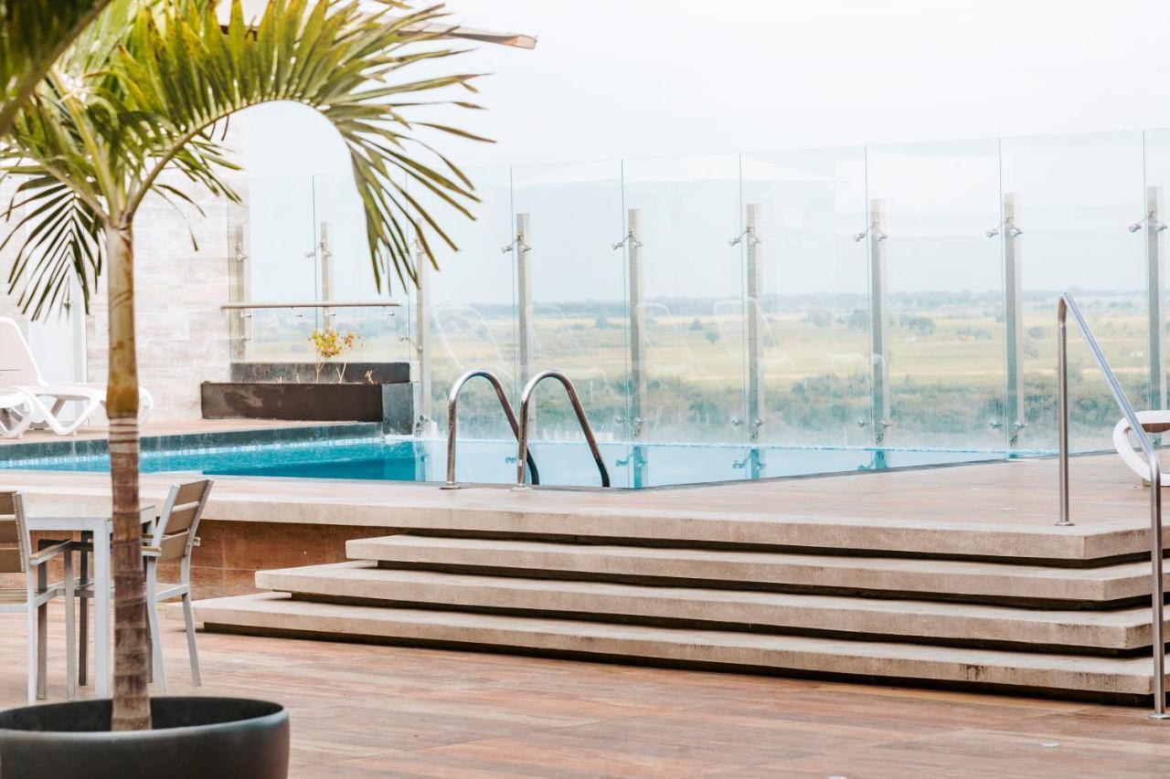 Wyndham Costa Del Sol Tumbes Hotel Eksteriør billede